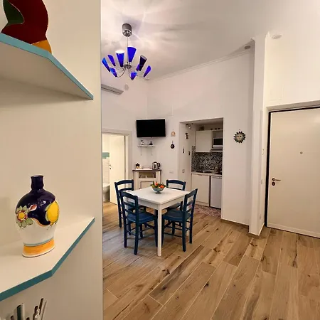 Eric's House 公寓 萨莱诺
